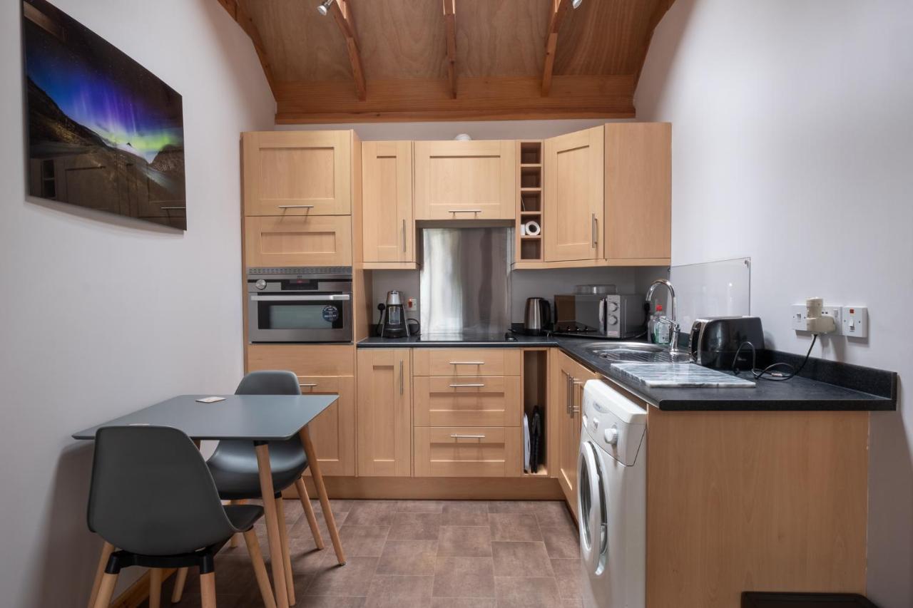 Contemporary One Bedroom Apartment Close To All Amenities In Conservation Area Tain Bagian luar foto
